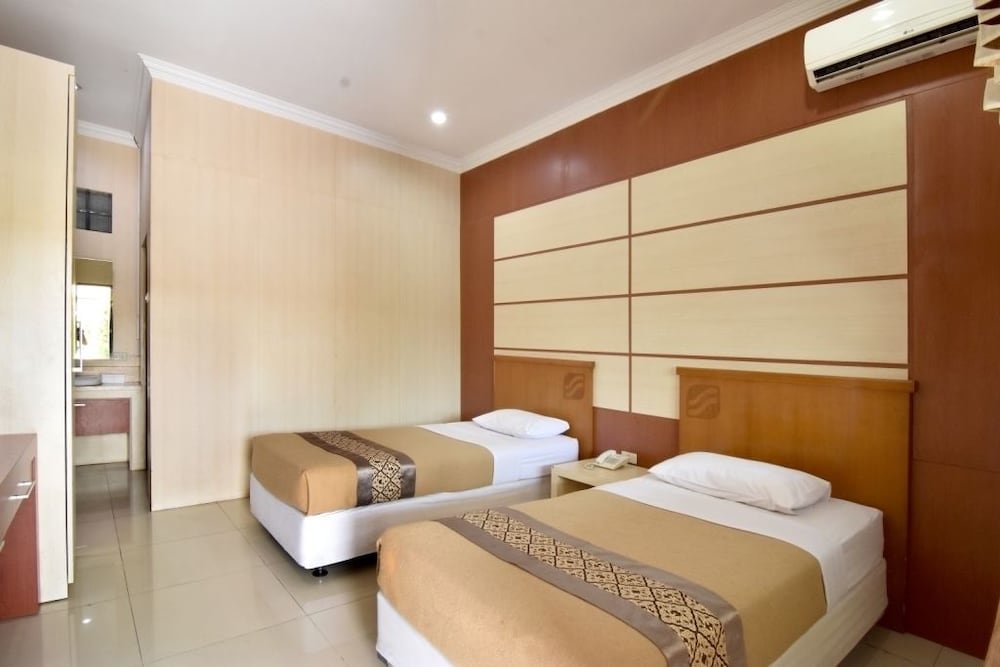Двухместный номер Deluxe Hotel Sendang Sari