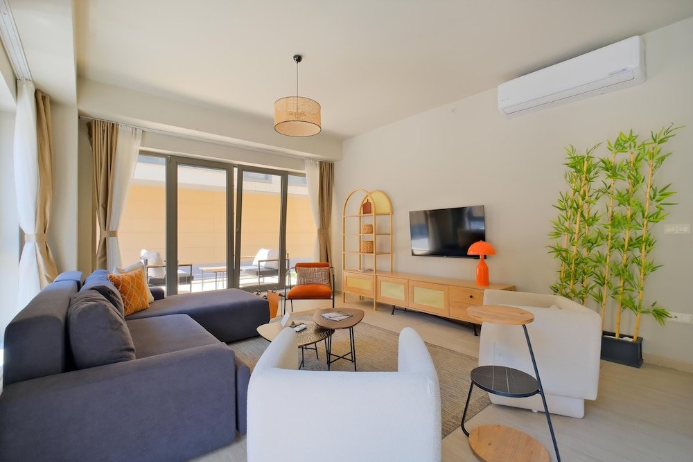 3 Bedrooms Deluxe room with balcony NewInn Hotel Apartments - Cadde 54 Mall