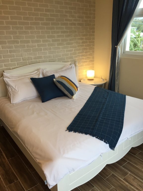 Comfort Double room with balcony and with ocean view Lanshan House