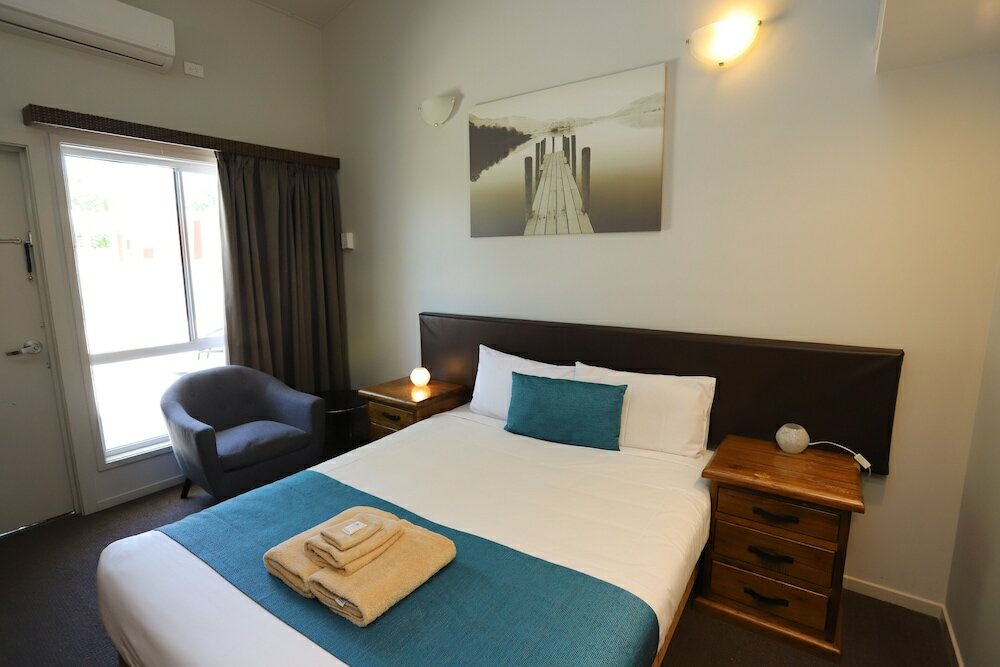 Standard room Kallangur Motel