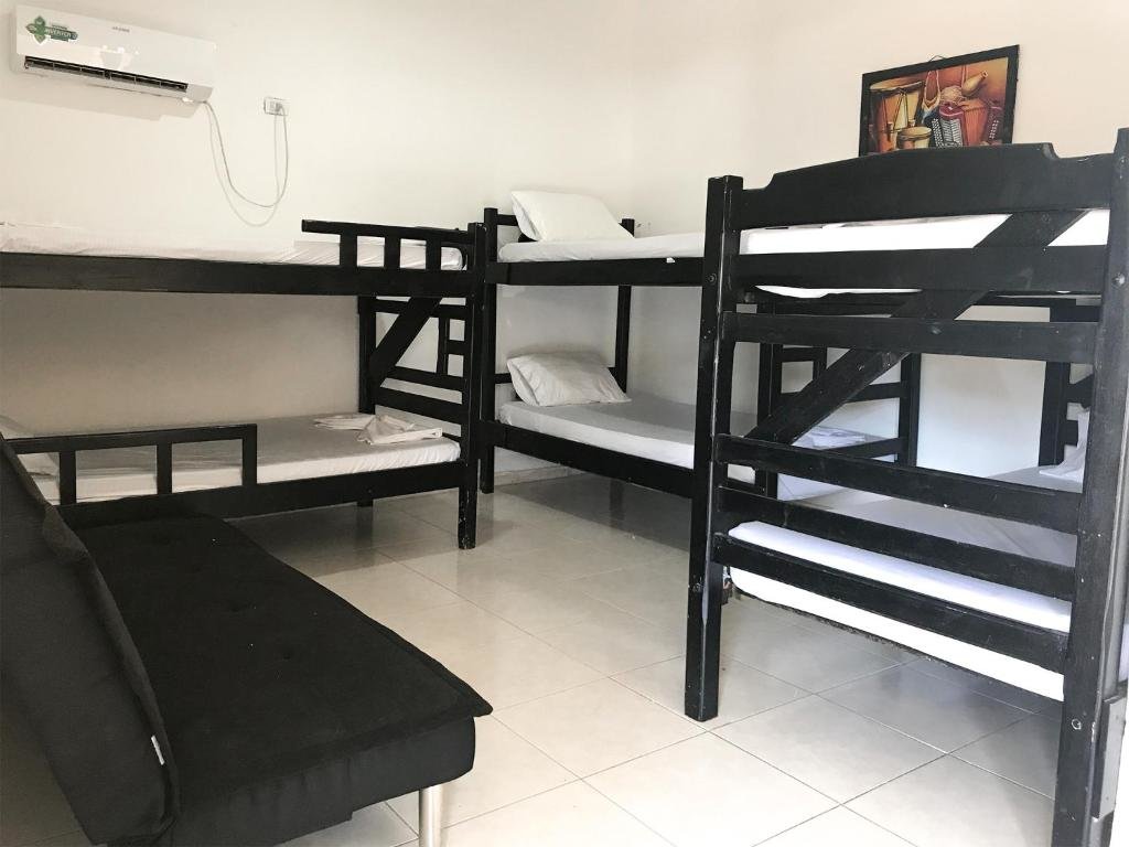 Кровать в общем номере Hostel Nirvana Taganga