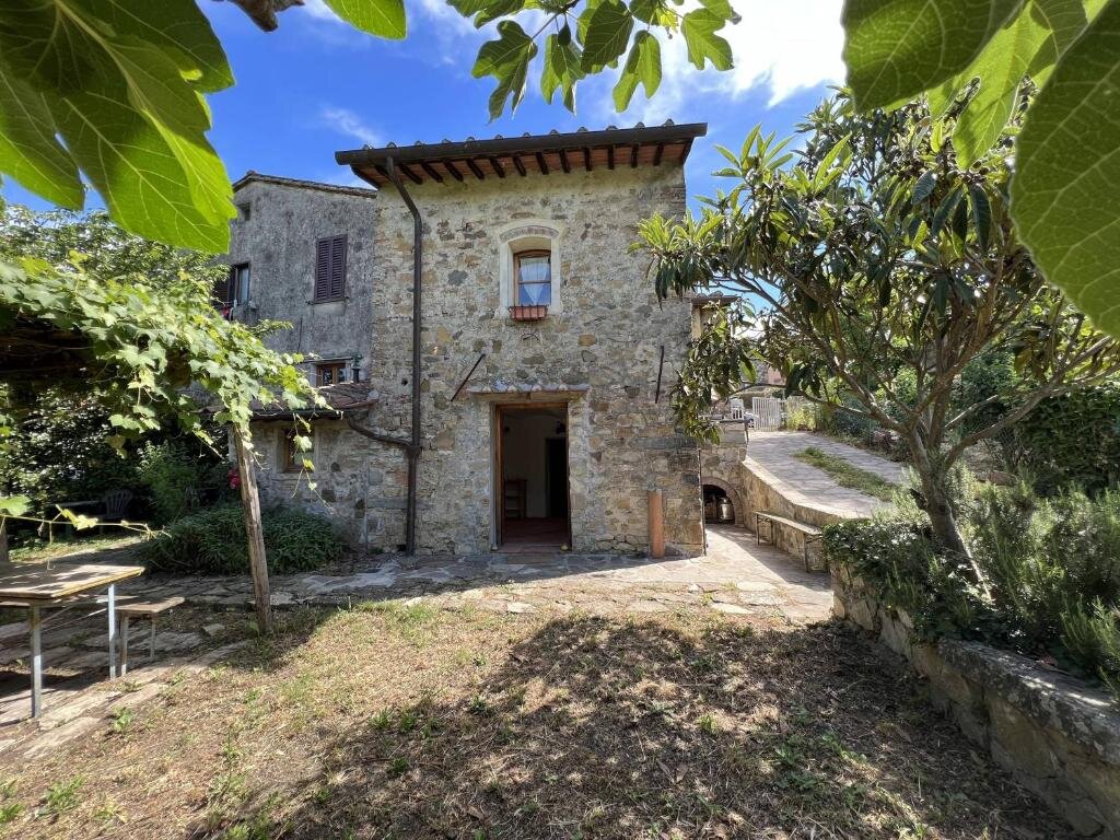 Коттедж Country Holiday House pet friendly near Florence and Mugello Tuscany with garden and panorama
