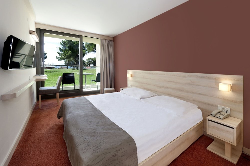 Classique chambre avec balcon et Vue sur le parc Hotel Materada Plava Laguna