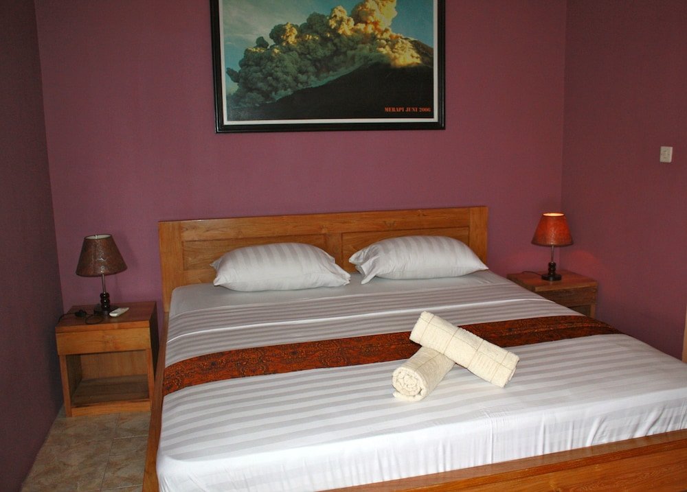 Standard Double room with balcony and with mountain view Ada Waktu Homestay