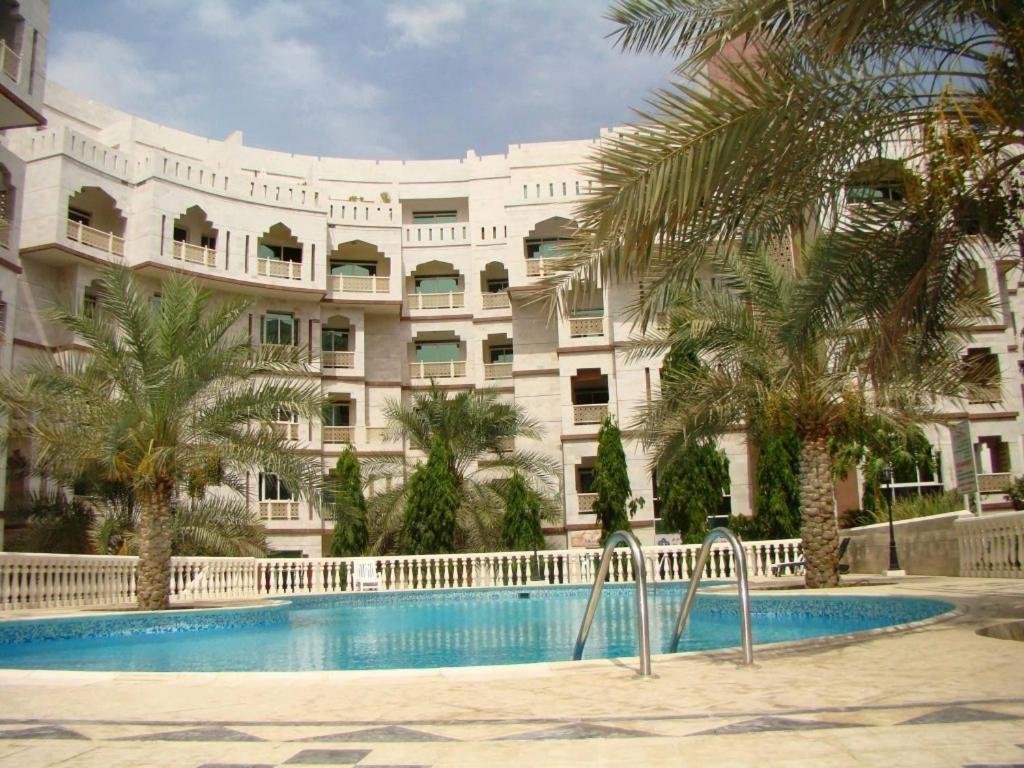 2 Bedrooms Apartment with balcony and with view Muscat Oasis Residences