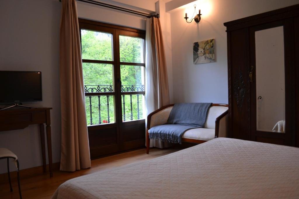 Номер Standard Alesga Hotel Rural - Valles del Oso -Asturias