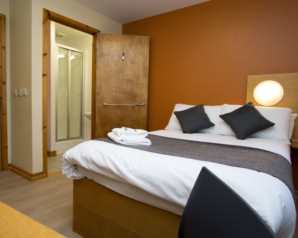Cama en dormitorio compartido Cappavilla Village Castletroy Limerick Ireland