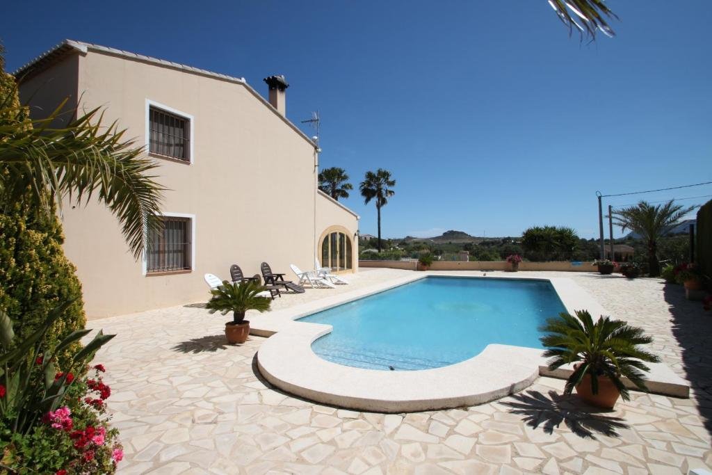 Вилла Finca Cantares - holiday home with private swimming pool in Benissa