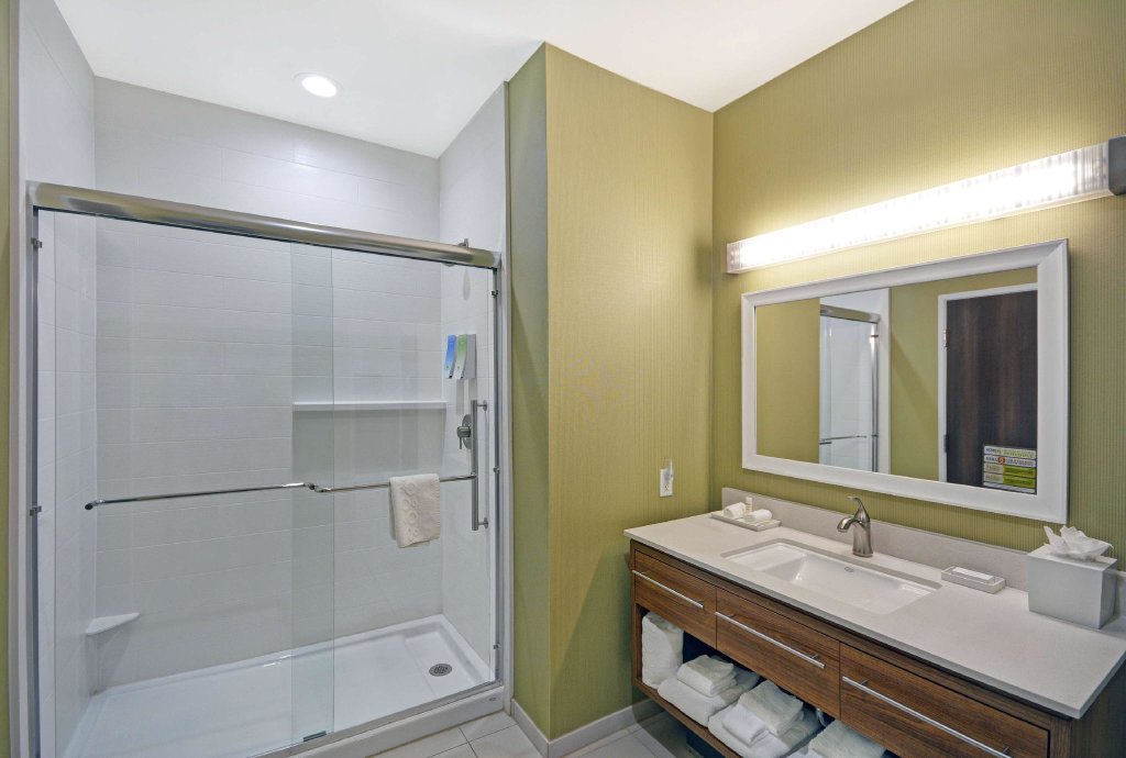 Двухместный люкс c 1 комнатой Home2 Suites By Hilton Dallas Desoto
