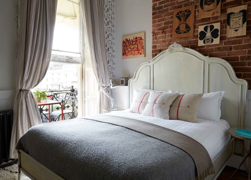 Confort chambre avec balcon et Vue mer Artist Residence Brighton