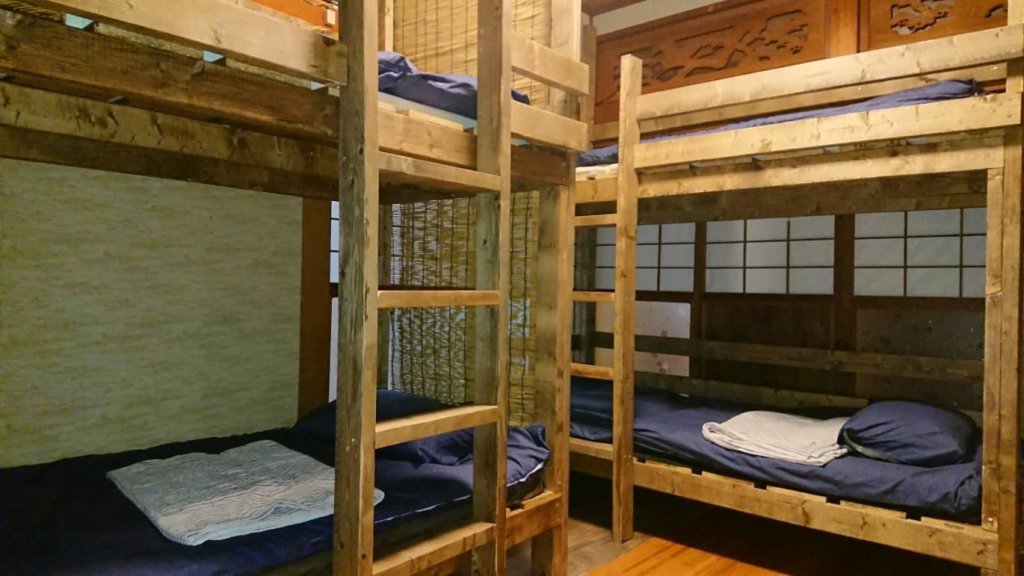 Bed in Dorm (female dorm) Tebiro BeachBackpackers