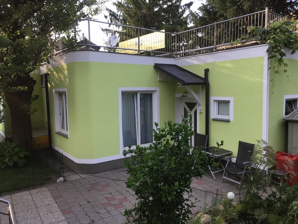 Апартаменты c 1 комнатой с видом на сад AJO Vienna Balcony - Contactless Check-in