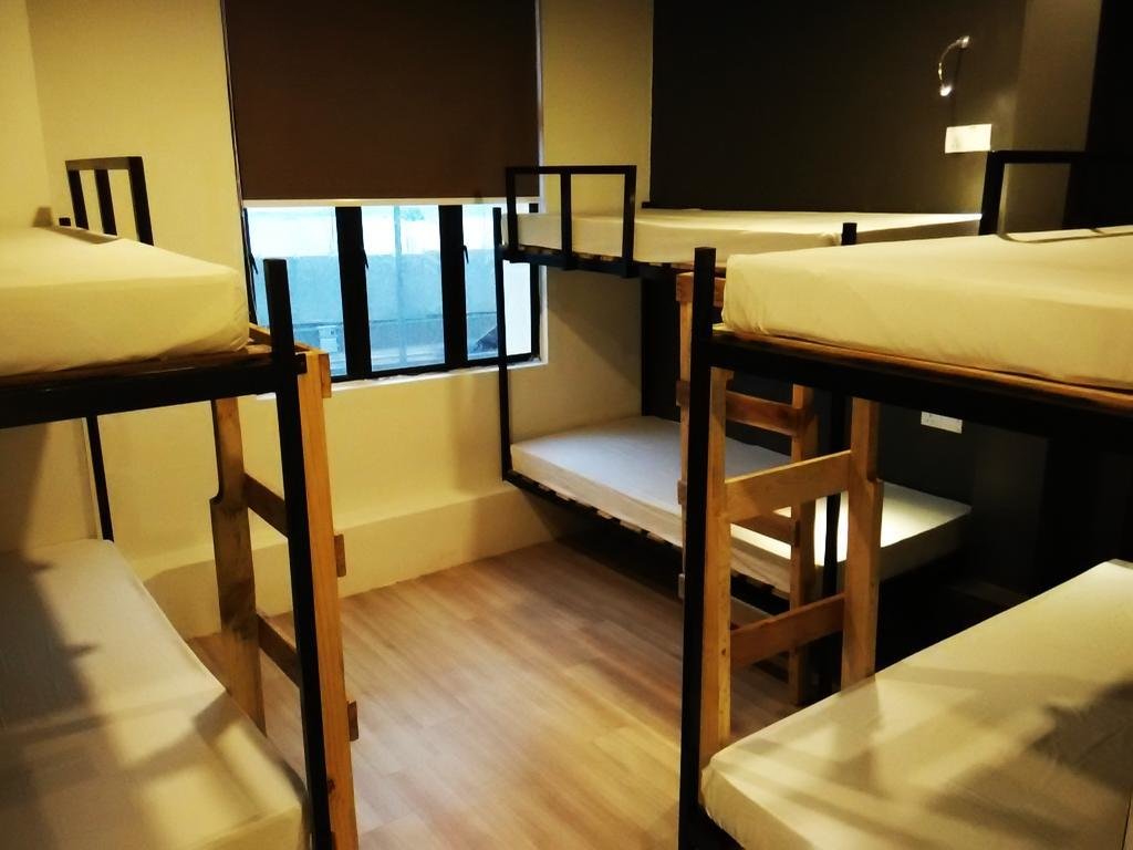 Кровать в общем номере (женский номер) Revopackers Beds and Bunks