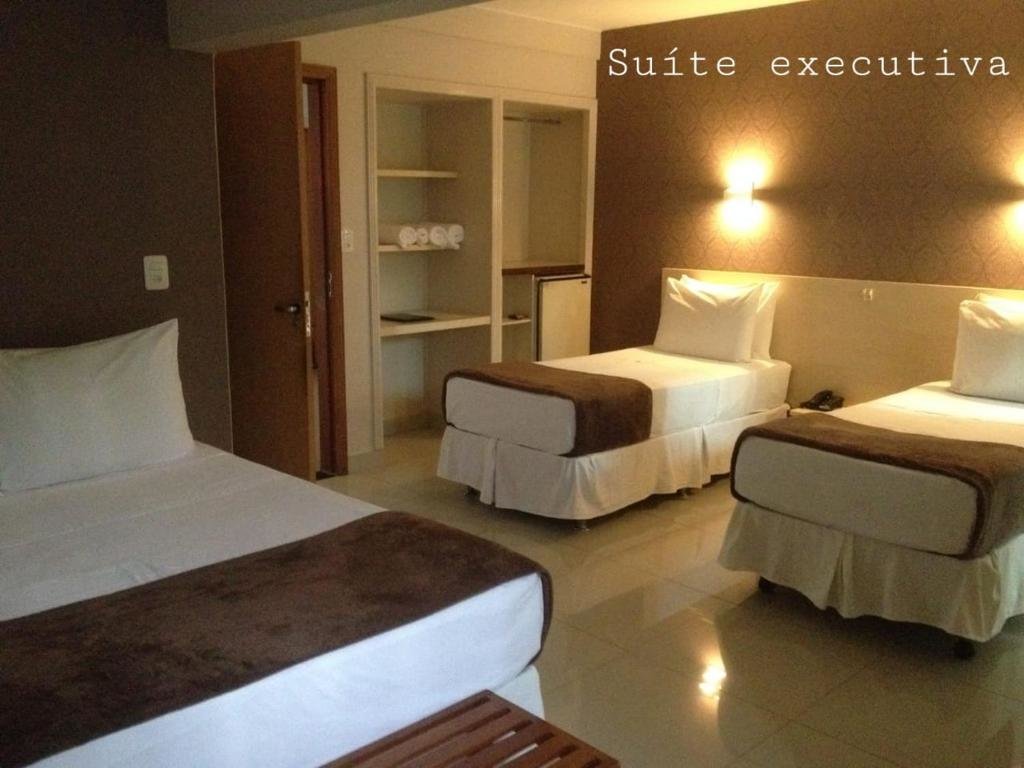 Suite Executive Serranos Park Hotel
