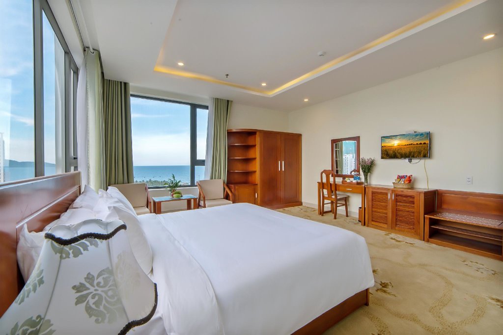 Double Junior Suite Phuoc My An Beach Hotel Danang