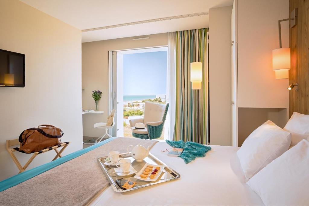 Standard Doppel Zimmer mit eingeschränktem Meerblick Hotel de la Baie - Thalassotherapie PREVITHAL