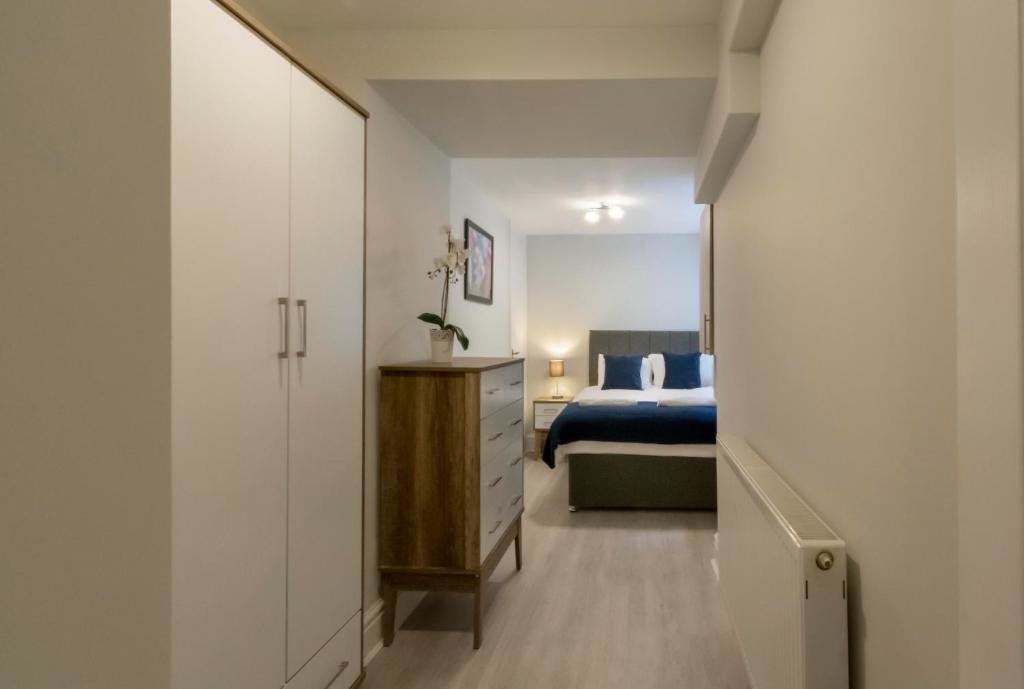 Апартаменты Luxury 2 bedroom Clifton flat with free parking