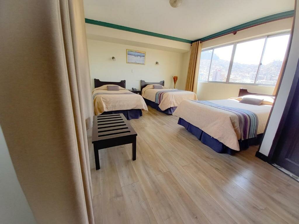 Deluxe Dreier Zimmer mit Stadtblick Hotel Sagarnaga