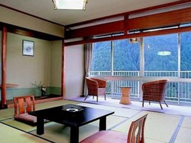 Люкс Hinotani Onsen Misugi Resort