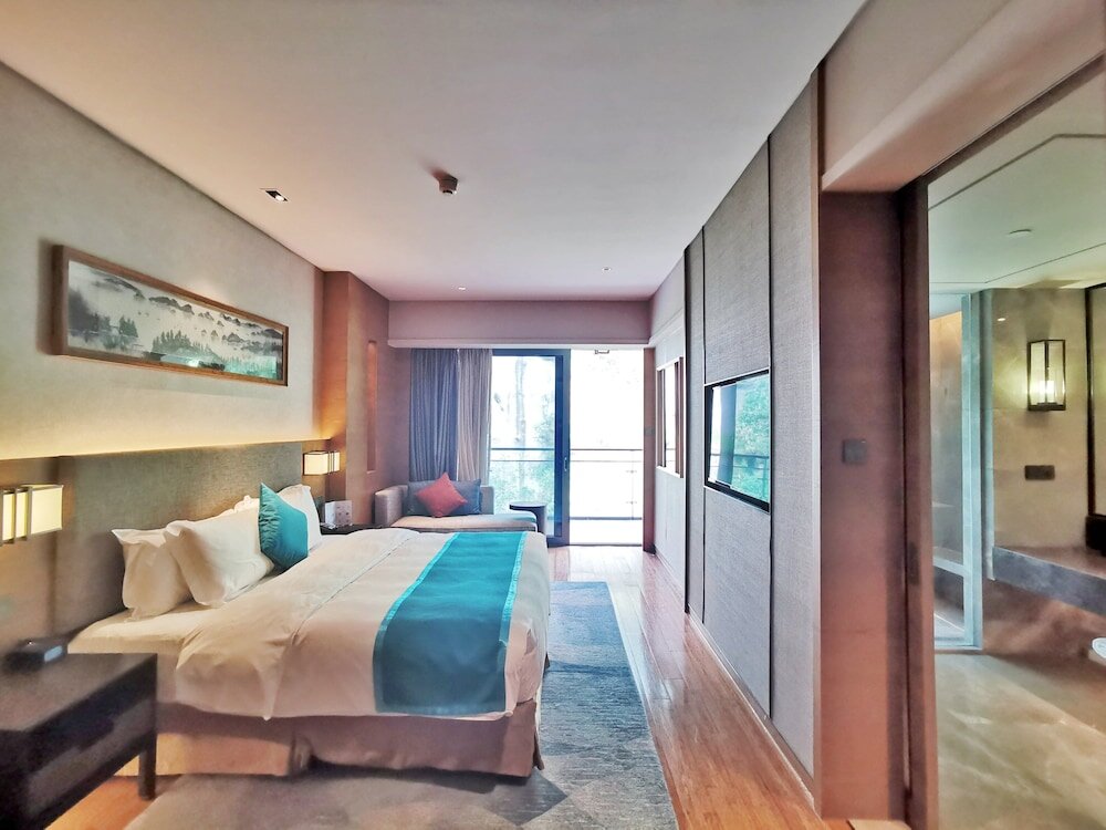 Habitación doble Estándar con balcón Crowne Plaza Hangzhou Thousand Island Lake, an IHG Hotel
