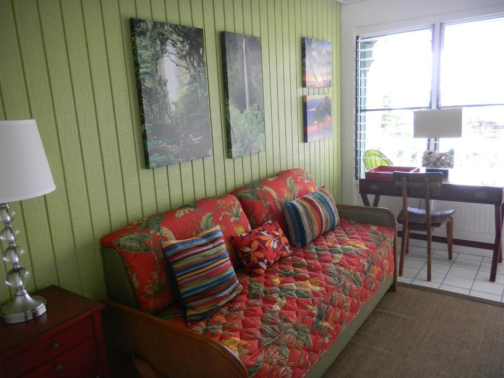 Suite with ocean view Big Island Retreat
