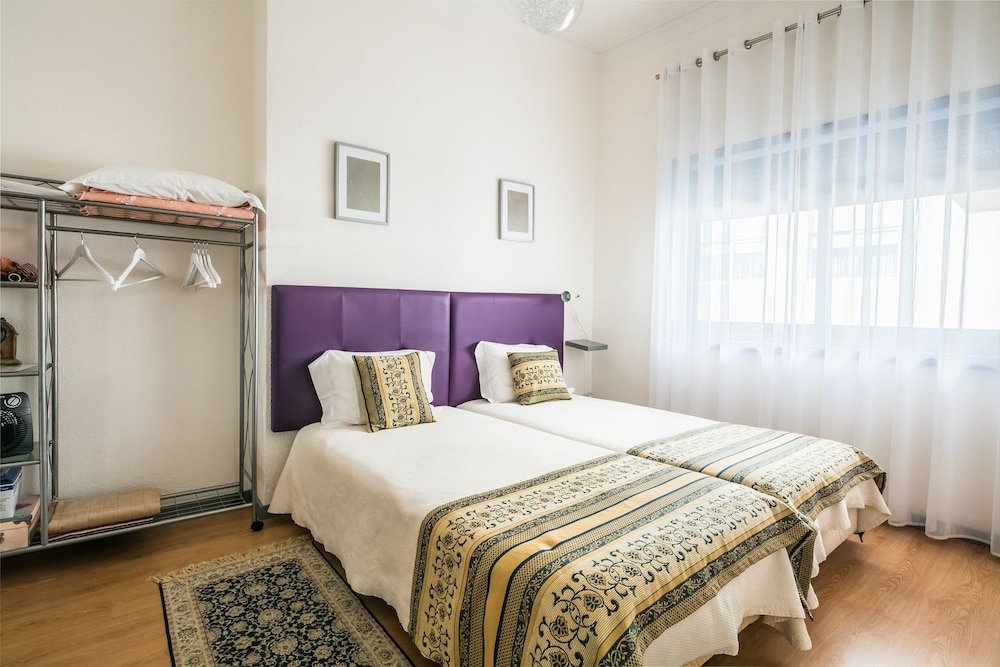 Apartment Apartamento A Francos Purple Room
