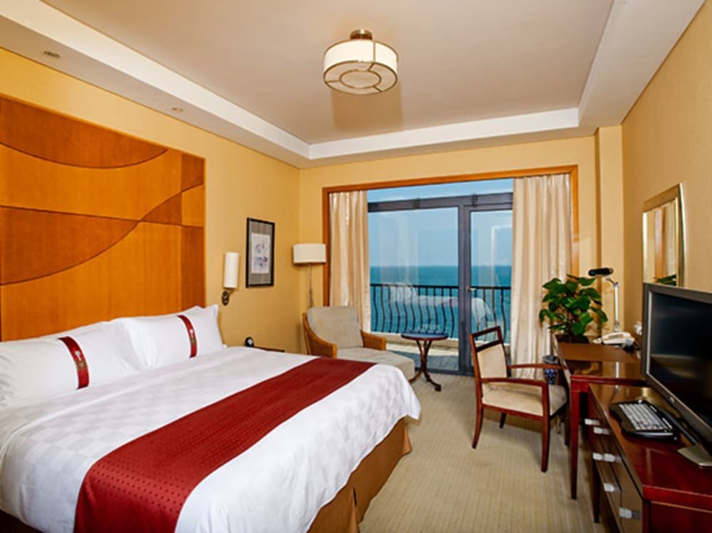 Deluxe Doppel Zimmer mit Balkon und mit Meerblick New Century Sea View Hotel Qinhuangdao