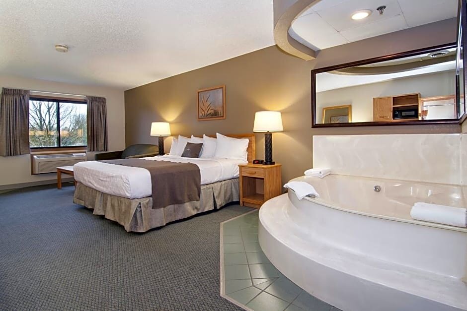 Suite Boarders Inn & Suites by Cobblestone Hotels - Faribault