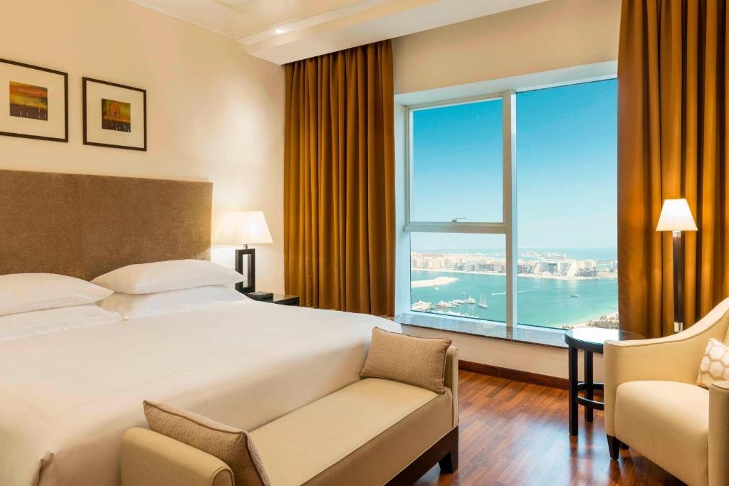 Люкс Tower 1 c 1 комнатой Grosvenor House, a Luxury Collection Hotel, Dubai
