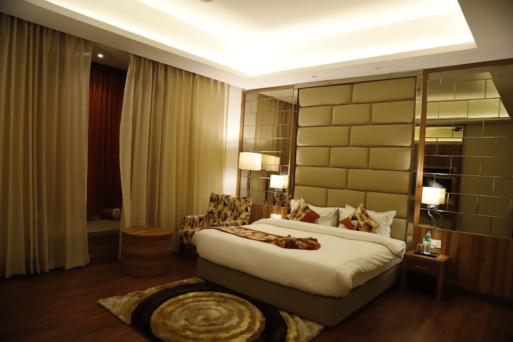 1 Bedroom Executive Suite Lotus Ananta Elite Kota
