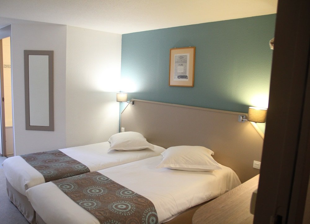 Habitación triple Estándar Doubs Hotel - Hostel