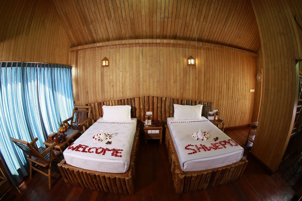 Deluxe room KMA SHWE PYI BAGO Resort