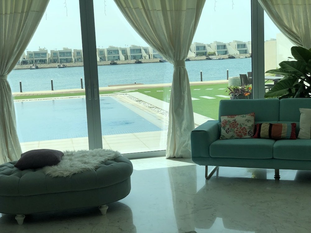 Villa Durrat Al Bahrain Luxury Villa