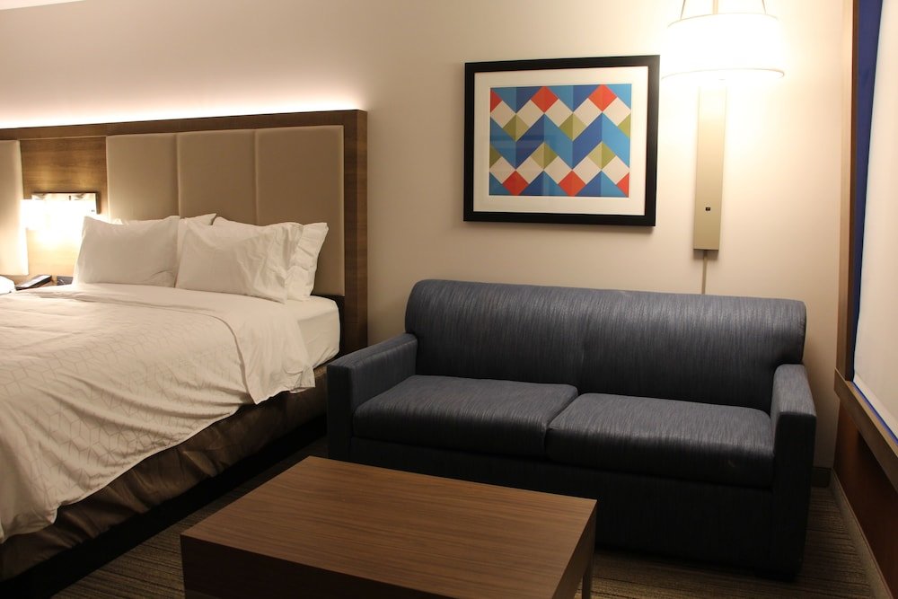 Suite cuádruple Holiday Inn Express & Suites - Phoenix - Airport North, an IHG Hotel