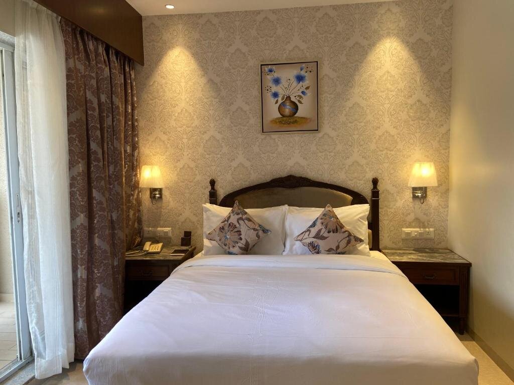 Standard Club room with balcony Grand Victoria The Fern Resort & Spa, Panchgani - Mahabaleshwar