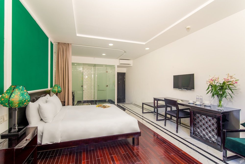 Deluxe Double room with balcony and with city view Thanh Binh Riverside Hoi An