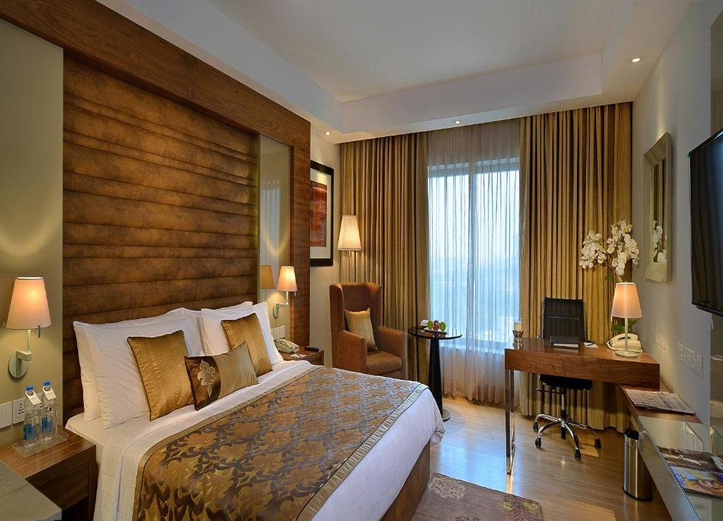 Deluxe Zimmer Fortune District Centre Ghaziabad- Member ITC Hotel Group