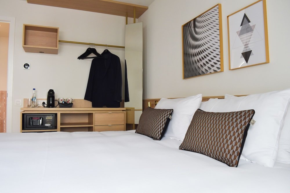 Komfort Doppel Zimmer mit Gartenblick C-Hotels Continental