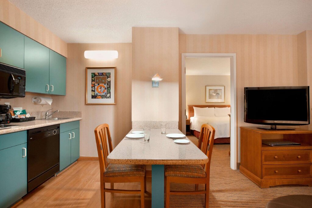 Люкс с 2 комнатами Homewood Suites by Hilton Falls Church