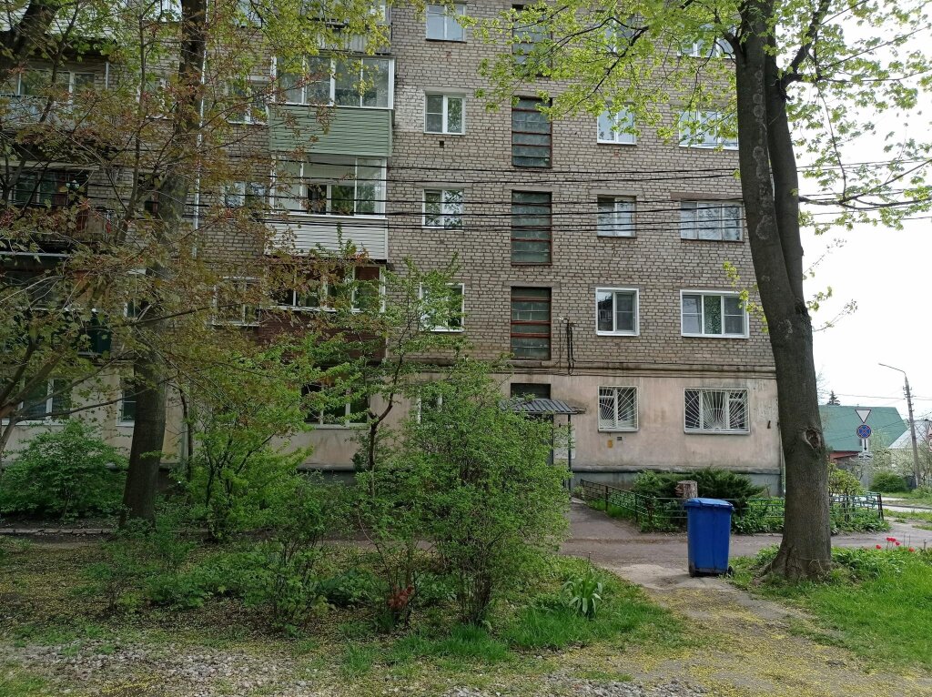 Standard Apartment Lyubava on Mezentseva Street