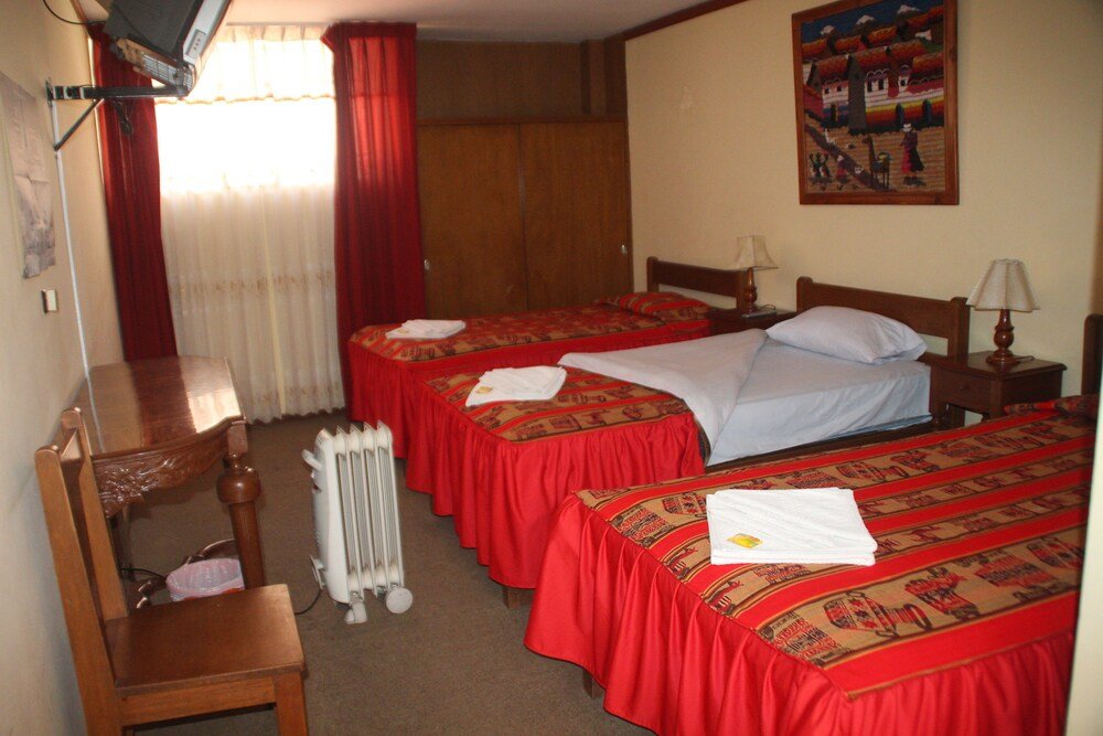 Standard Triple room Gran Puno Inn