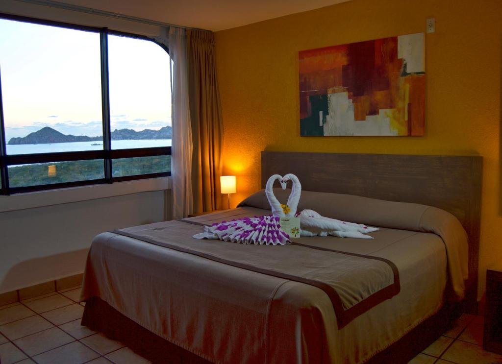 Habitación Estándar 2 dormitorios con vista al océano Sunrock Hotel and Suites