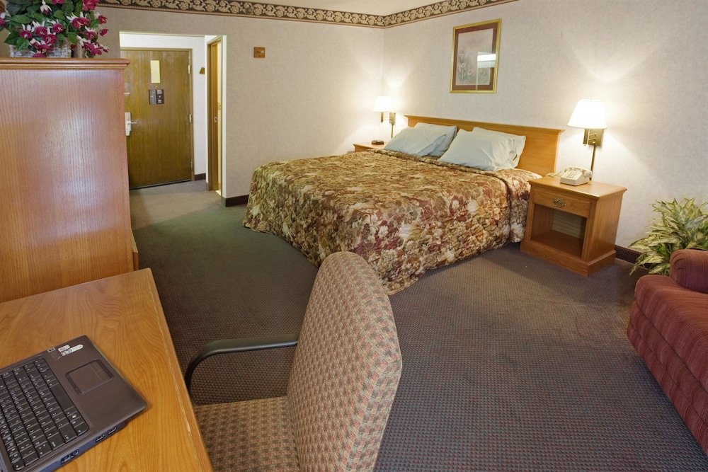 Standard Doppel Zimmer mit Balkon Americas Best Value Inn McMinnville
