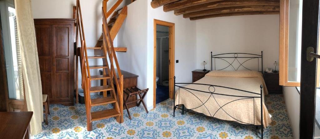 Четырёхместный номер Standard Hotel Villaggio Stromboli - isola di Stromboli