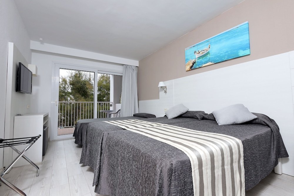 Superior Double room with balcony Hotel Cala d'Or Gardens