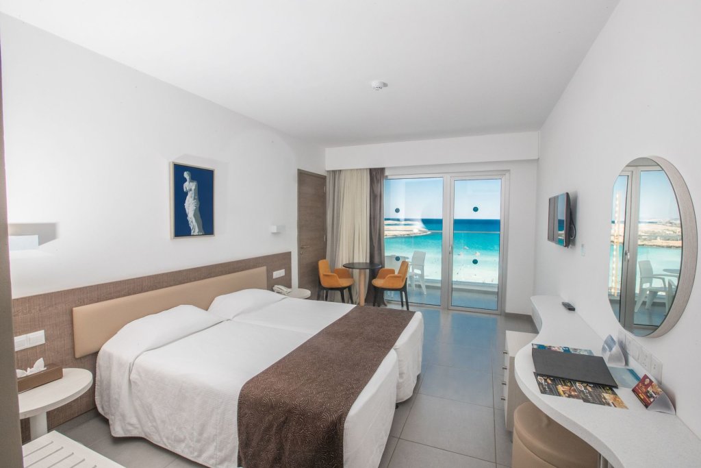 Deluxe Single room with sea view Vassos Nissi Plage Hotel & Spa