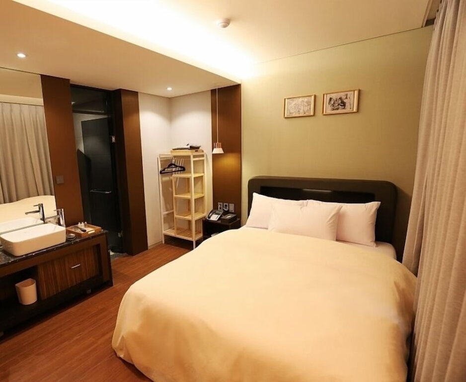 Junior suite con vista sul fiume Namyangju Bukhangang dolcecasa hotel