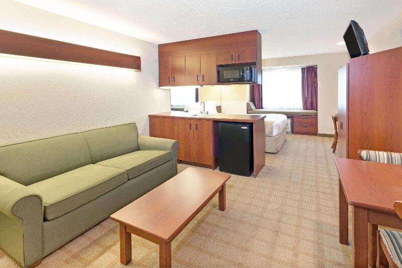 Standard room Microtel Inn & Suites