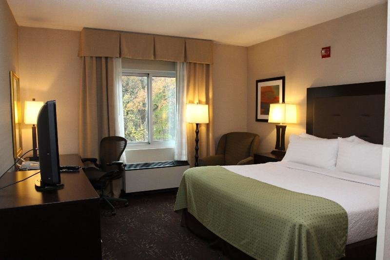 Двухместный номер Standard Holiday Inn Budd Lake - Rockaway Area, an IHG Hotel
