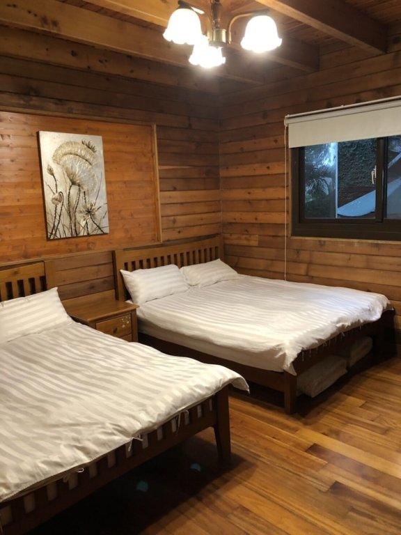 3 Bedrooms Superior Chalet with garden view Puli Star Garden B&B